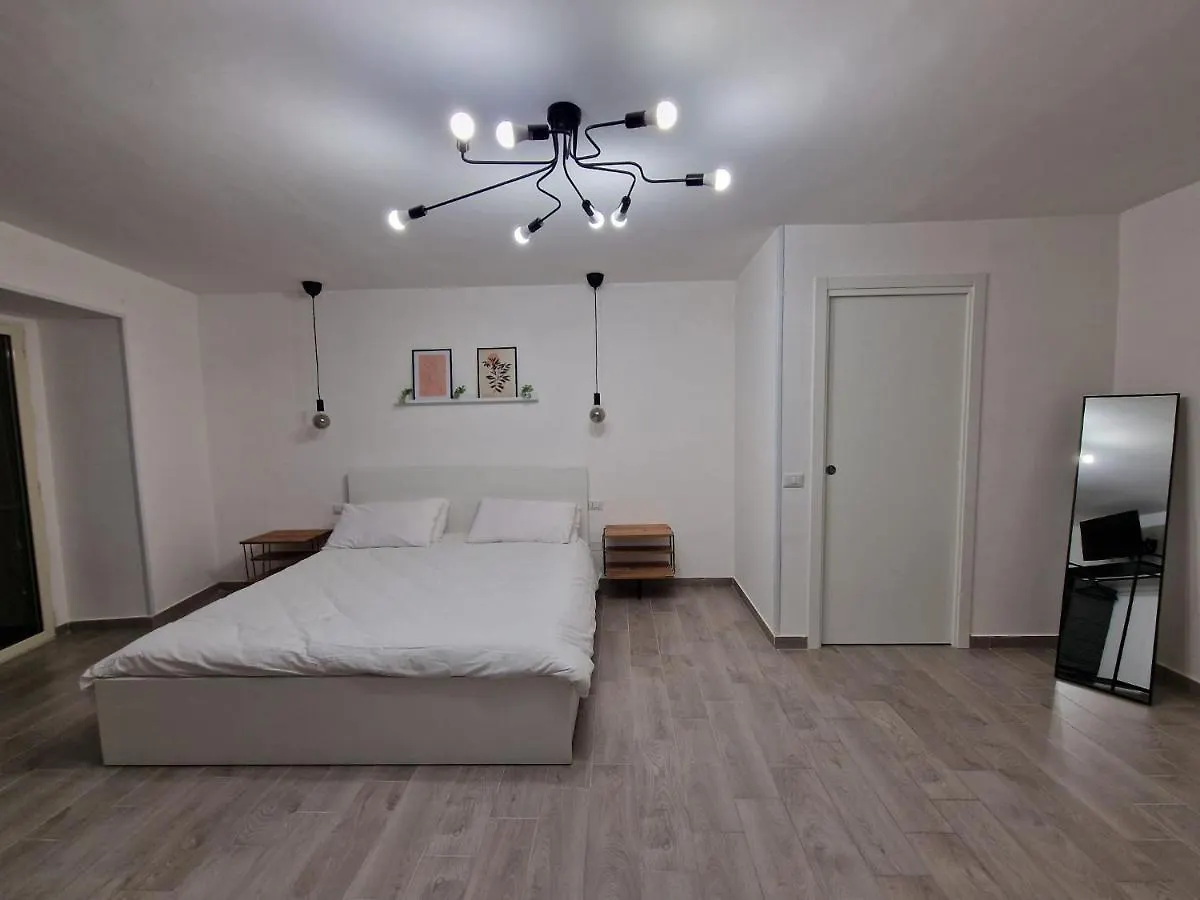 Al Trivio Apartment Naples Italy